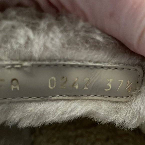 🔥Louis Vuitton Time Out Sneaker🔥 - Picture 6 of 7